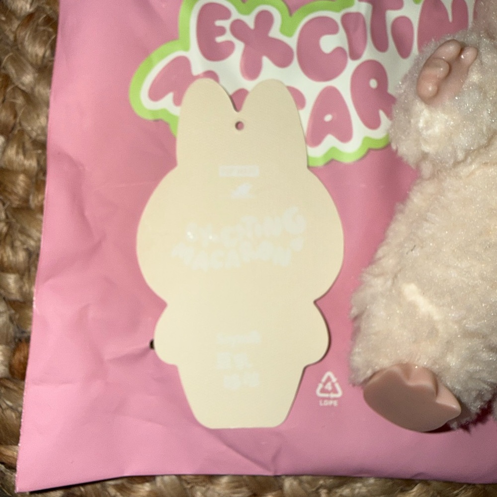POP MART * Soy Milk* LABUBU - Picture 3 of 4